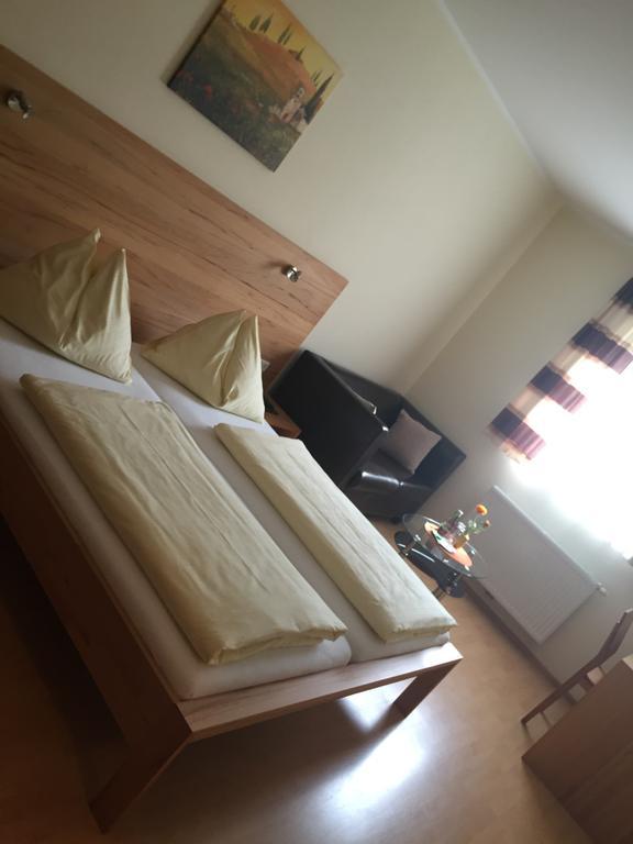 Gasthaus Hotel Feldschlange Ried im Innkreis Esterno foto